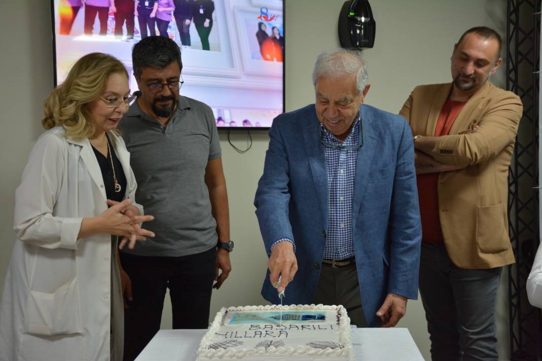 Medova 8 yaşında! 2